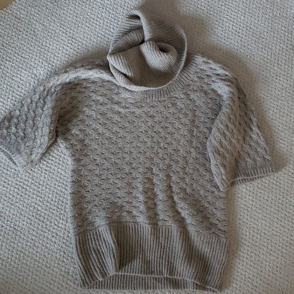 XS Old navy cowl neck sweater